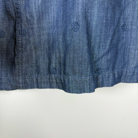 Talbots Embroidered Daisy Blue Wrap Knee-Length Chambray Skirt Size 14 - Picture 6 of 11